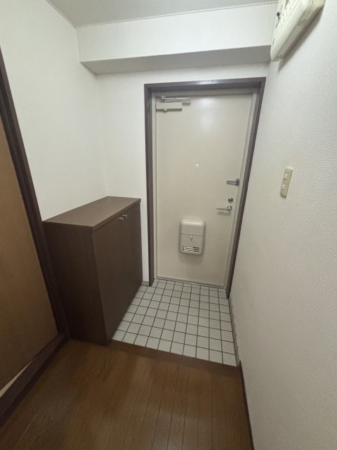 カウリー芦屋の玄関写真