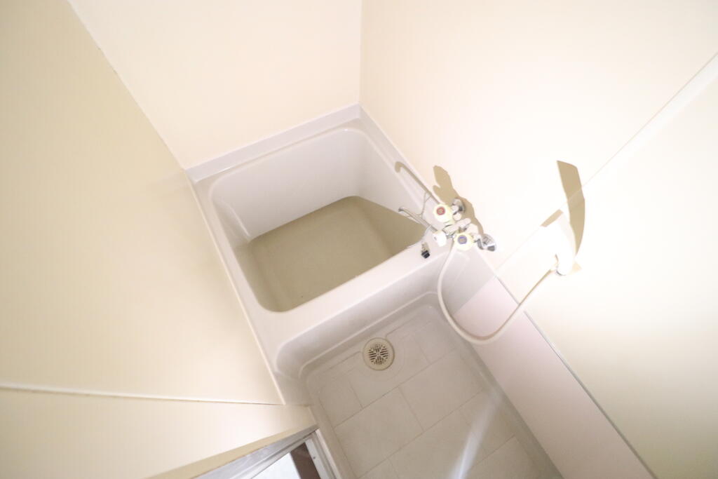 バス・シャワールーム　浴室です！