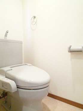 トイレ　シャワートイレ