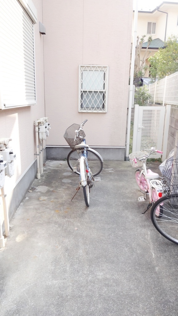 その他共有部分　駐輪スペースです♪