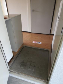 玄関　石橋ハイツ