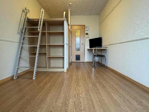 居室・リビング　※同タイプ部屋の写真となります