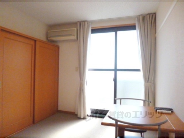 居室・リビング　洋室