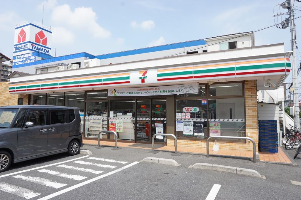 コンビニ　セブンイレブン 川口青木3丁目店（コンビニ）まで270m
