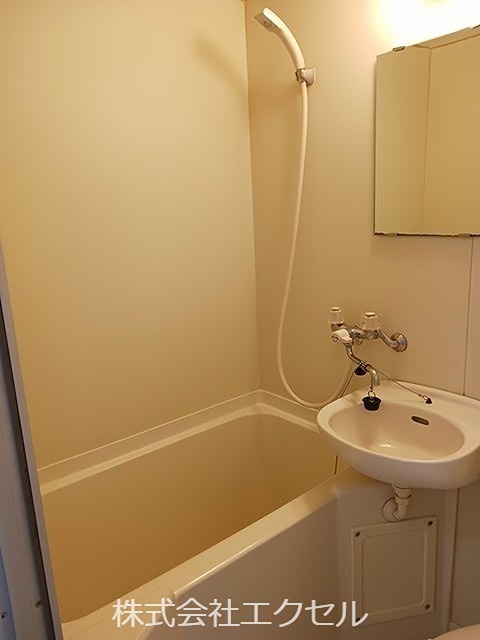 バス・シャワールーム　ユニットバスです。
