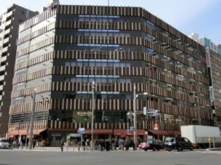 ショッピングセンター　築地KYビル（ショッピングセンター）まで373m