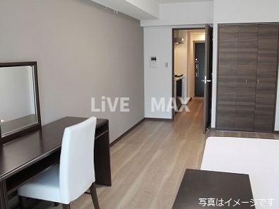 居室・リビング　別号室参考写真