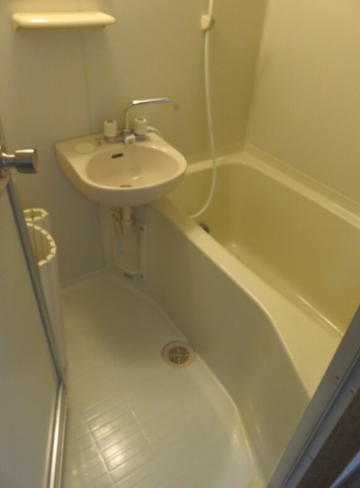 バス・シャワールーム　追い焚き付