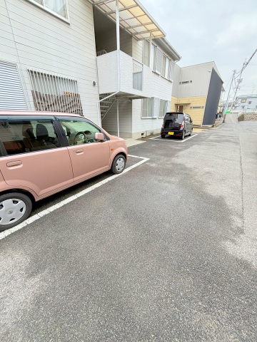 スーパー　マルショク船越店（スーパー）まで637m