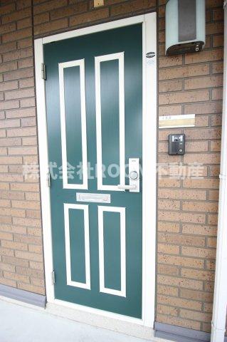 玄関　シンプルで使いやすい玄関です