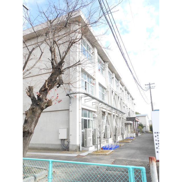 小学校　鏡島小学校　　０４（小学校）まで450m