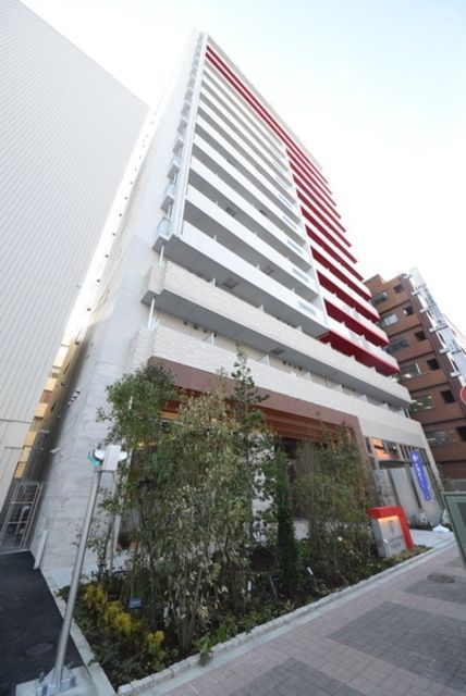 千葉県千葉市中央区中央３の賃貸マンションの外観