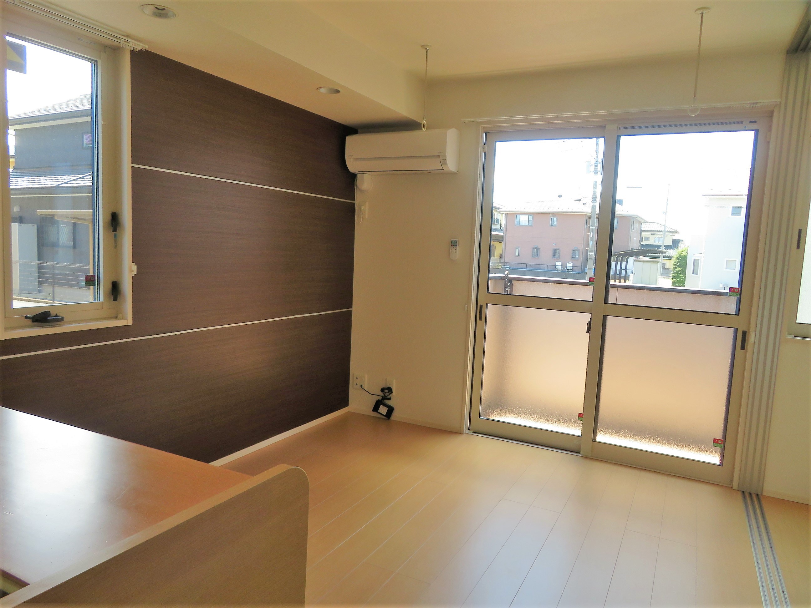 居室・リビング　南面日当たり良好リビングです。