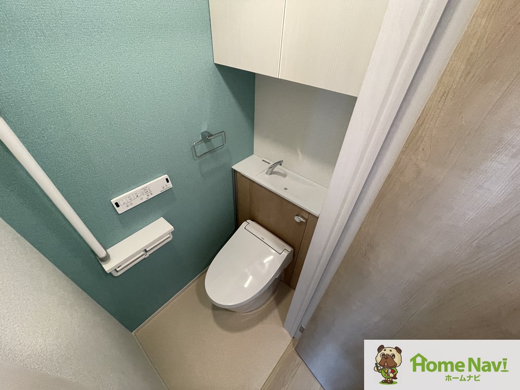 トイレ　ウォシュレット付き