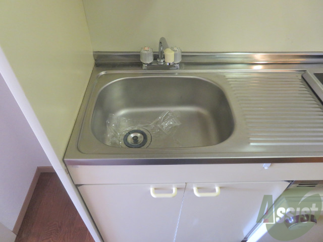 洗面設備　独立洗面台はなくキッチンでの朝の準備になります