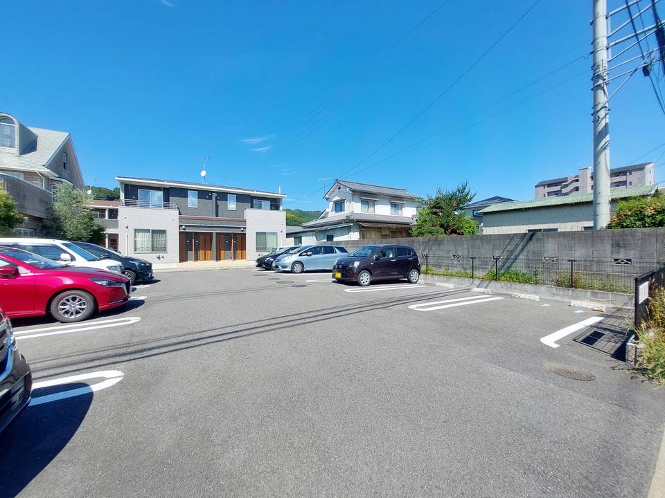 駐車場　駐車場