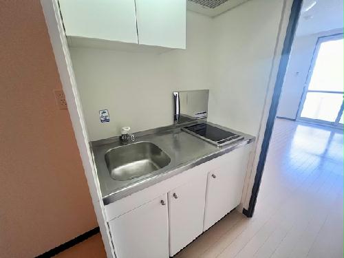 キッチン　設備・使用は号室により異なる為、現状を優先いたします