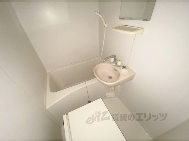 バス・シャワールーム　バス