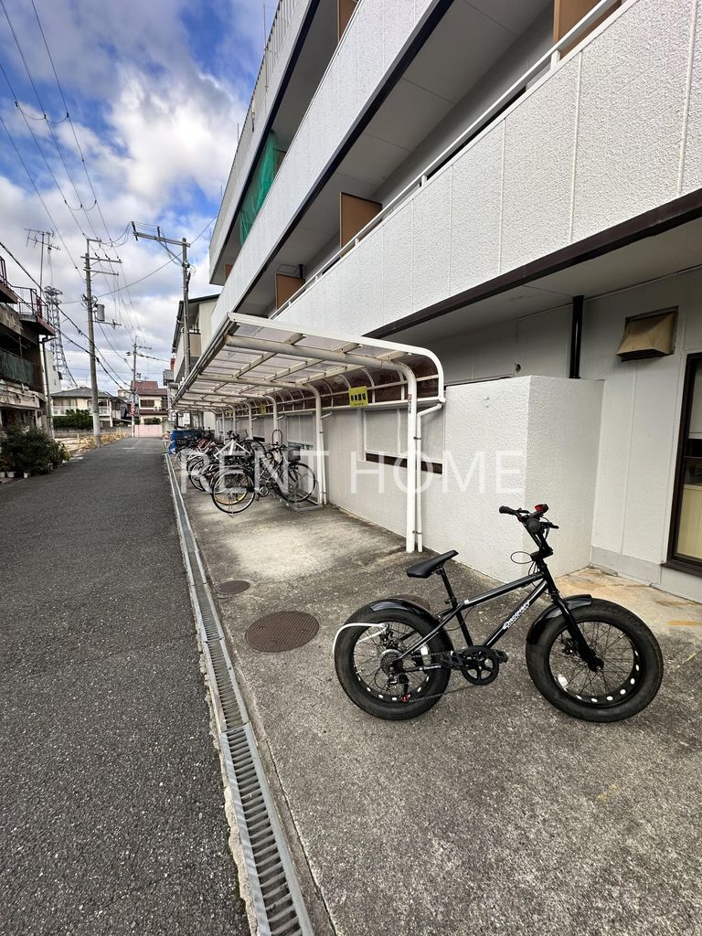 その他共有部分　駐輪場です。