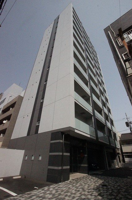 広島市南区宇品神田のマンションの建物外観