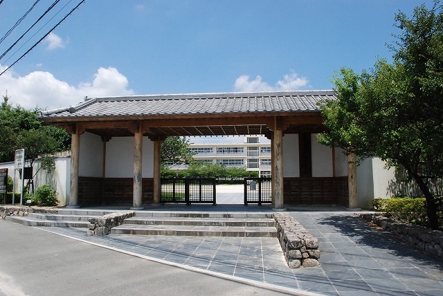 【カルム五条の小学校】