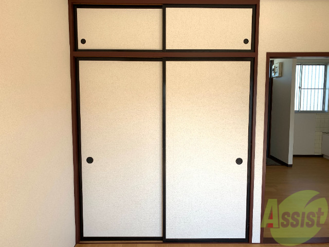 収納　収納はコチラです。大きい物もはいりそうですね。