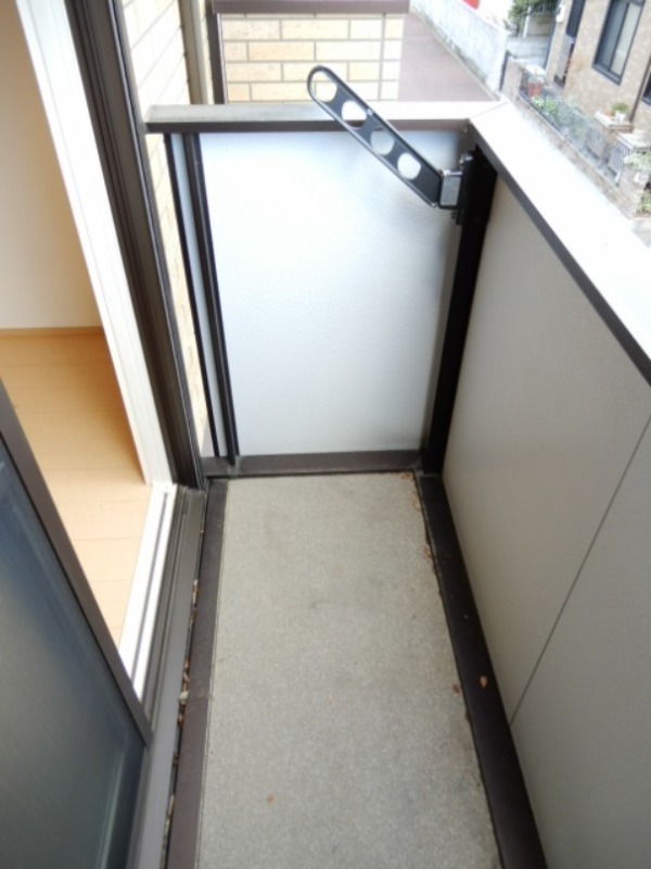 バルコニー　図面と現状に相違がある場合には現状を優先