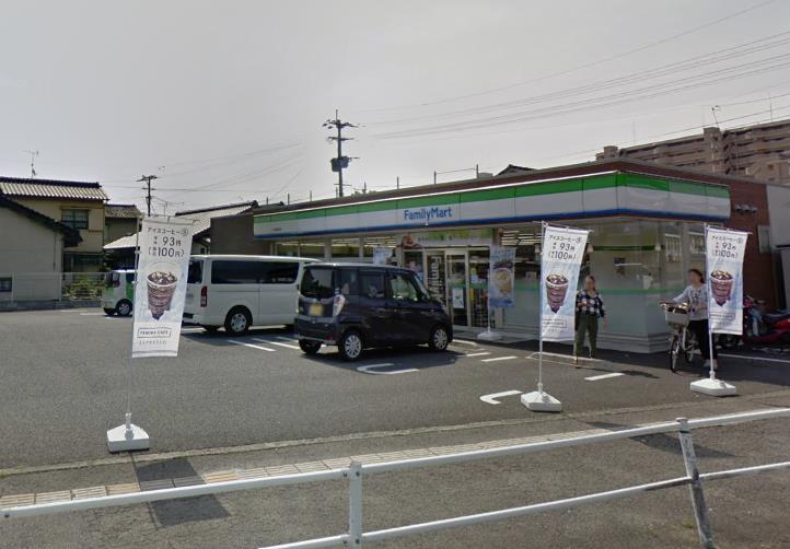 コンビニ　ファミリーマート大分南春日店（コンビニ）まで501m