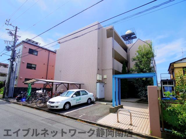 【静岡市駿河区登呂のマンションの建物外観】