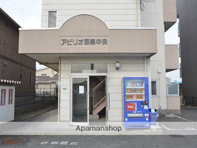 エントランス　駐車場