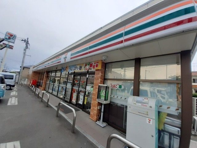 【仙台市若林区沖野のアパートのコンビニ】