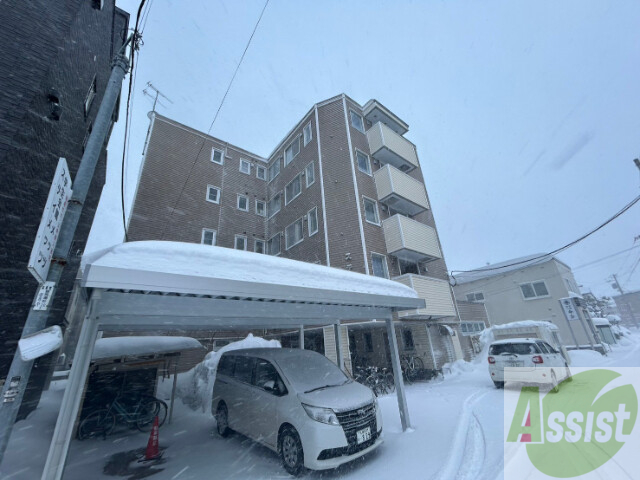 建物外観　札幌市中央区北十三条西「ステイメッツ」