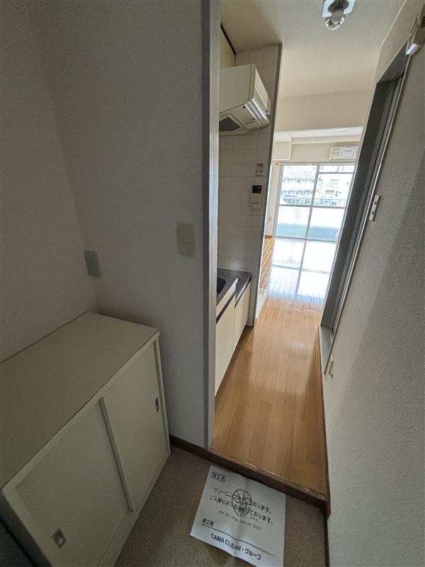 玄関　シューズボックス付きなのでスッキリな玄関になります