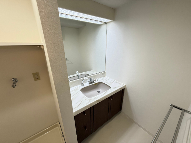 洗面設備　独立洗面台