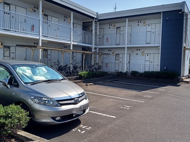 駐車場　駐車場