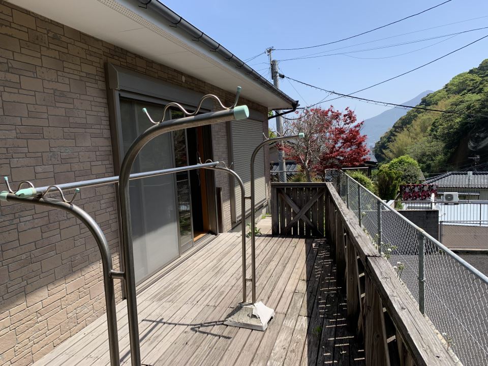眺望　広いテラス　洗濯物も気持ちよく干せます