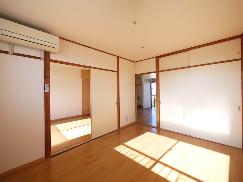 その他　西側洋室