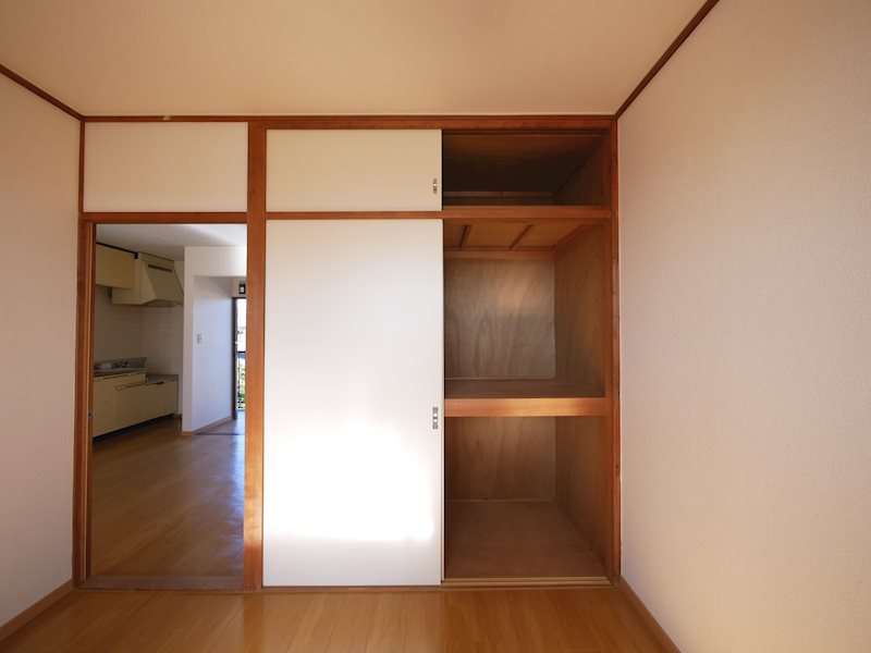 収納　収納（東側）