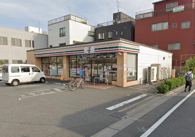 コンビニ　セブンイレブン（コンビニ）まで120m