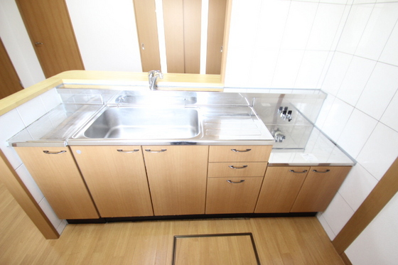 キッチン　※他号室のお写真となります。