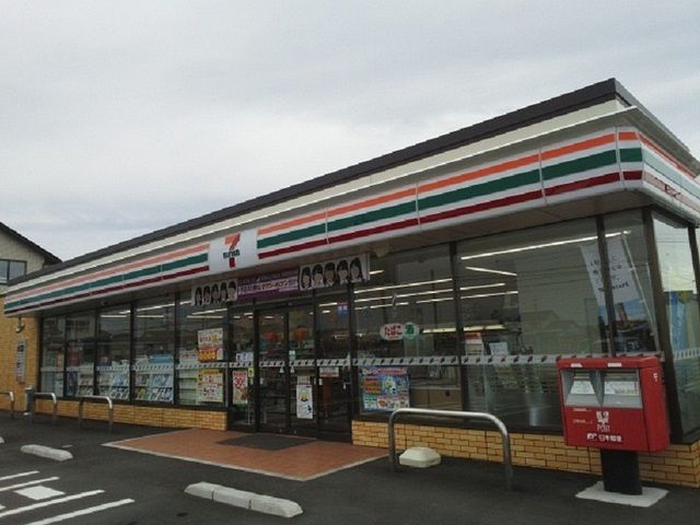 コンビニ　セブンイレブン浜松下江町店（コンビニ）まで500m