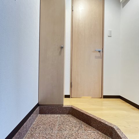 玄関　同仕様タイプです