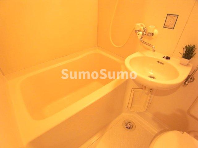 バス・シャワールーム　日々の暮らしに欠かせないお風呂です