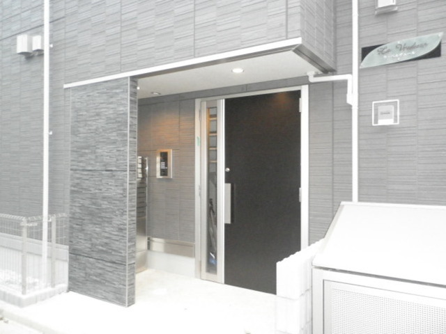 エントランス　エントランス