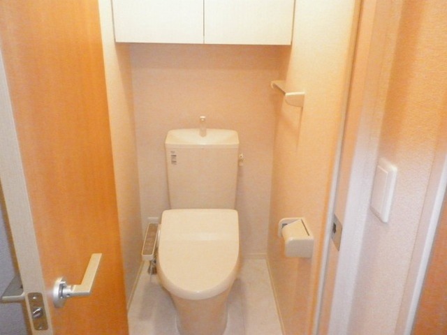 トイレ　トイレ　温水洗浄暖房便座