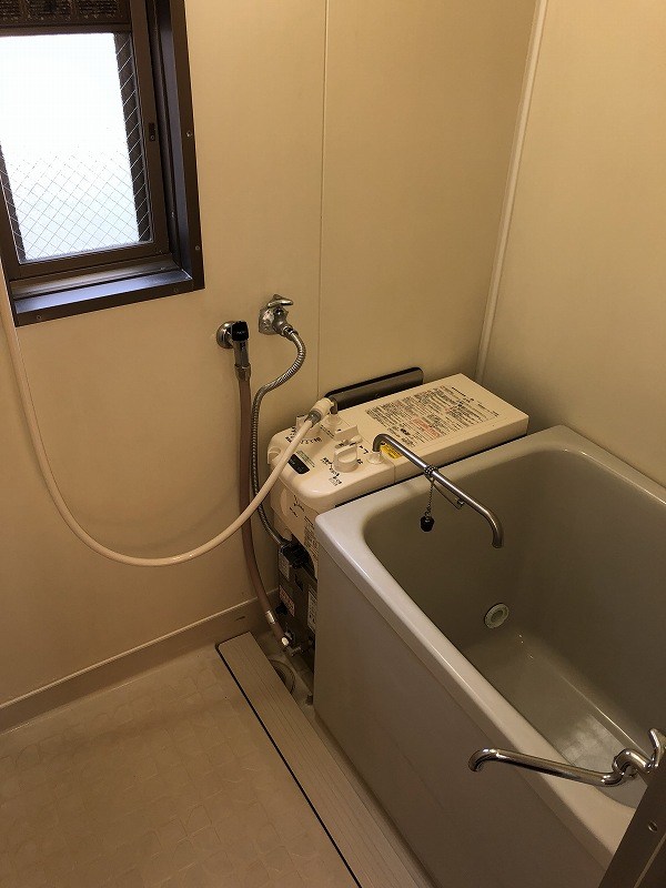 バス・シャワールーム　反転間取り参照