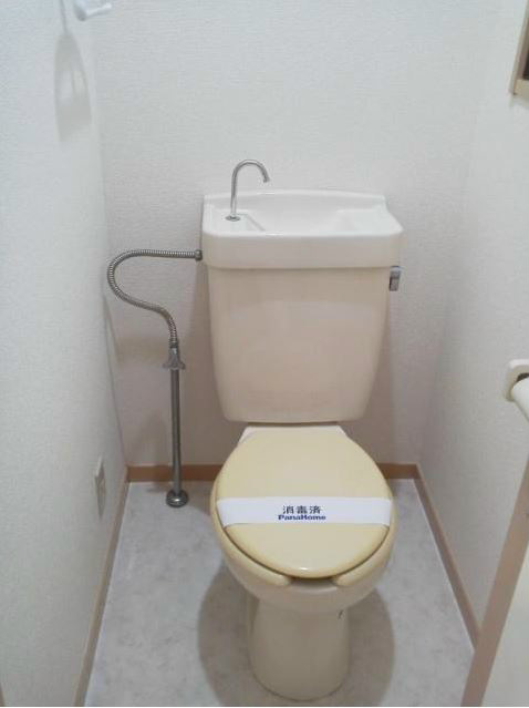 トイレ　反転間取り参照