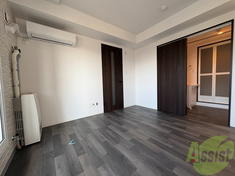 居室・リビング　スタイリッシュな印象のリビングになっています！