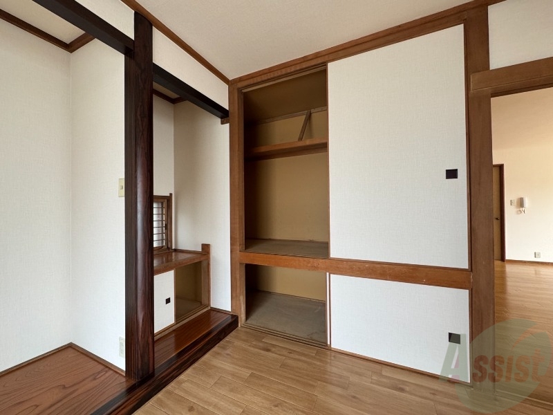 収納　こちらは収納です。物をしまう事ができますね！