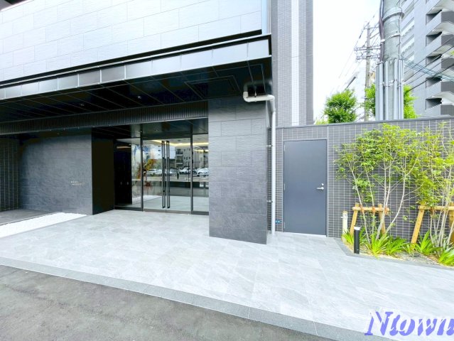 エントランス　清潔なエントランスです